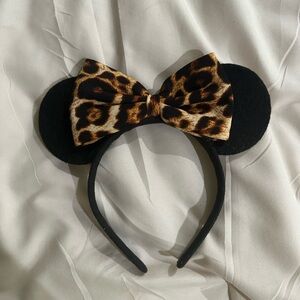 Disney Minnie Mouse ears